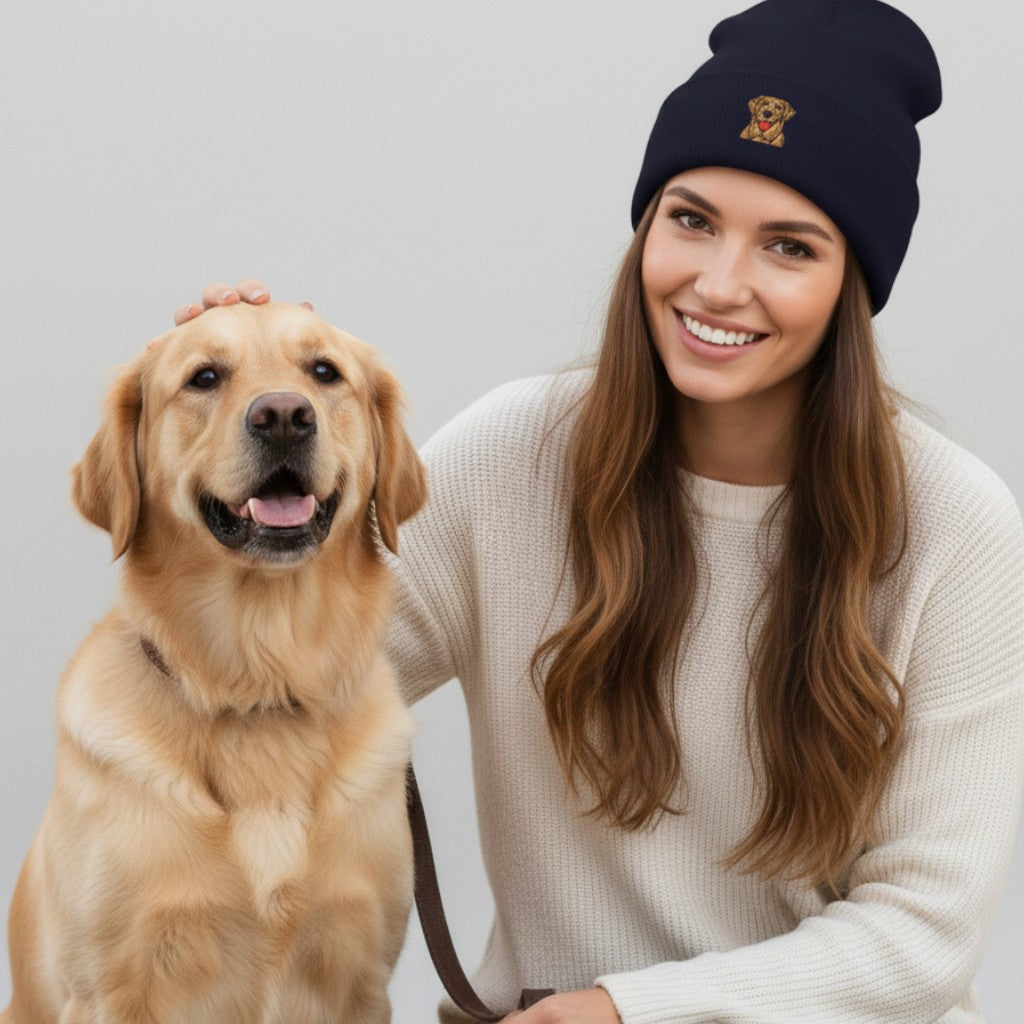 Cuffed Beanie z haftem zwierzaka